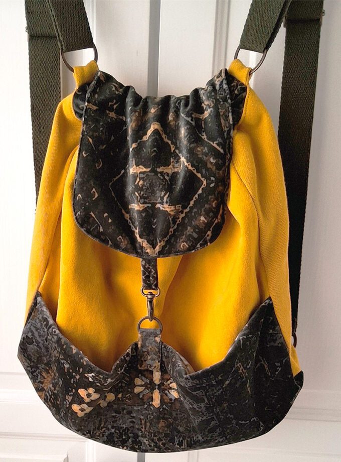 Slouchy backpack with flap - yellow with velour print